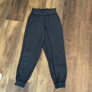 Gray lightweight lululemon joggers